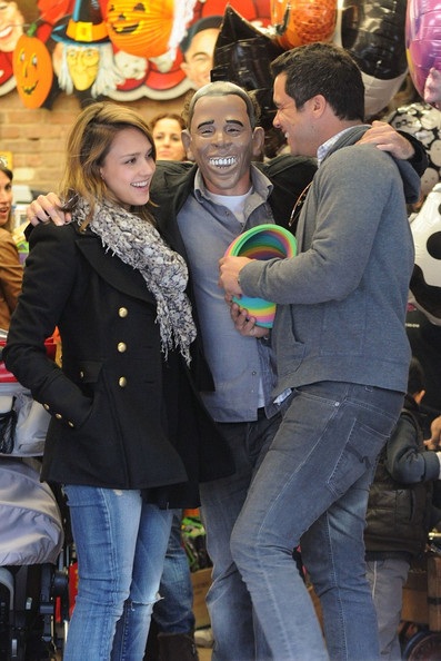 Hình ảnh đáng ghen tỵ về gia đình Jessica Alba - 1 Hình ảnh đáng ghen tỵ về gia đình Jessica Alba - 1