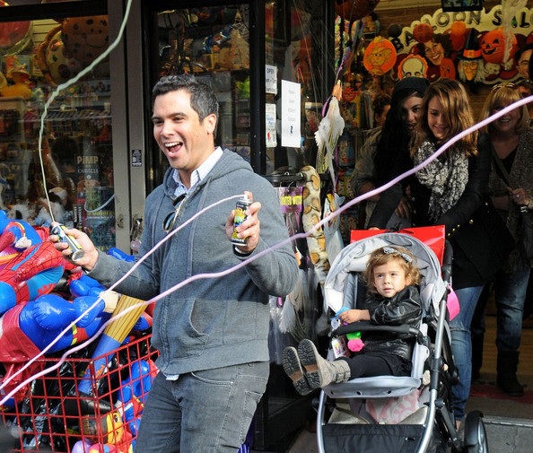 Hình ảnh đáng ghen tỵ về gia đình Jessica Alba - 3 Hình ảnh đáng ghen tỵ về gia đình Jessica Alba - 3