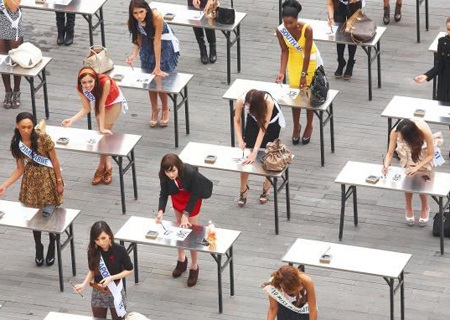 Trúc Diễm liên tục lọt ống kính phóng viên Trung Quốc - 14