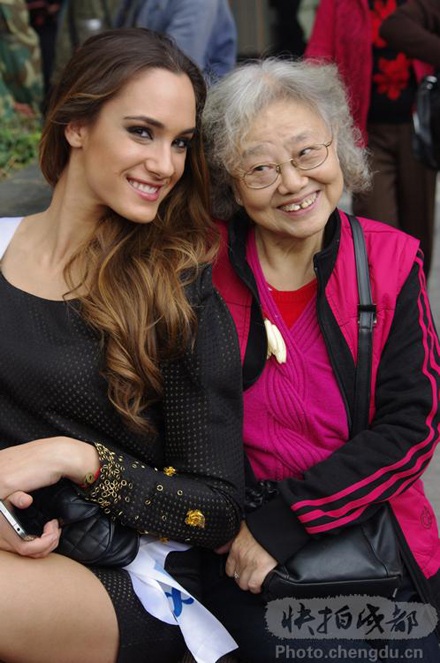 Trúc Diễm liên tục lọt ống kính phóng viên Trung Quốc - 19