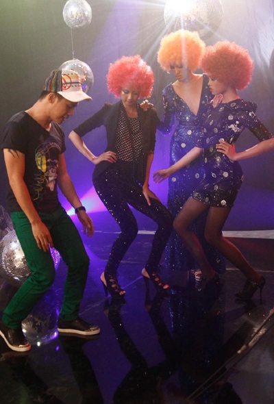 Hình ảnh thú vị buổi chụp hình Disco Paradise của Vietnam’s Next Top Model - 7 Hình ảnh thú vị buổi chụp hình Disco Paradise của Vietnam’s Next Top Model - 7