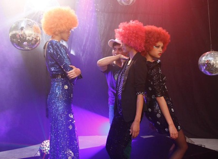 Hình ảnh thú vị buổi chụp hình Disco Paradise của Vietnam’s Next Top Model - 8 Hình ảnh thú vị buổi chụp hình Disco Paradise của Vietnam’s Next Top Model - 8