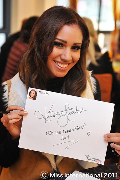 Người đẹp Hoa hậu quốc tế khám phá Thành Đô - 11