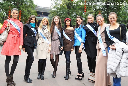 Người đẹp Hoa hậu quốc tế khám phá Thành Đô - 17