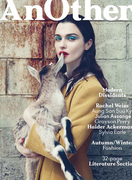 Lara Stone “nửa kín nửa hở”; Rihanna đẹp cổ điển  - 8 Lara Stone “nửa kín nửa hở”; Rihanna đẹp cổ điển  - 8