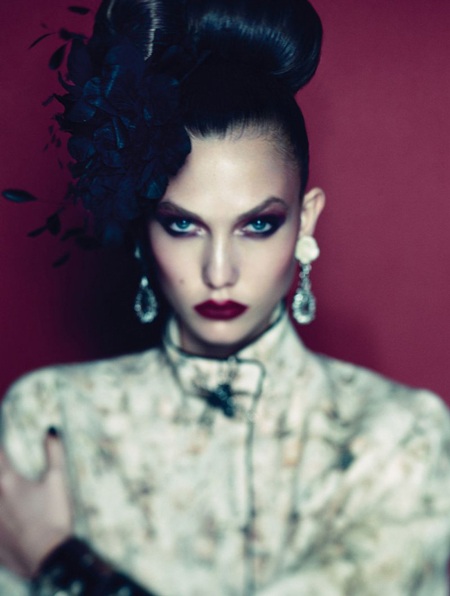 Karlie Kloss đẹp kiêu sa trên Vogue - 2