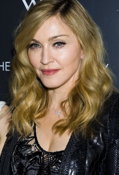 Vòng quanh thế giới giải trí ngày 5/12 - 8