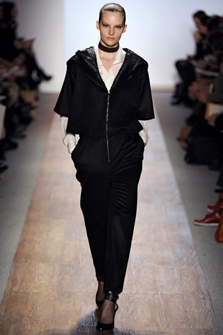 BST thu đông của Max Azria - 17