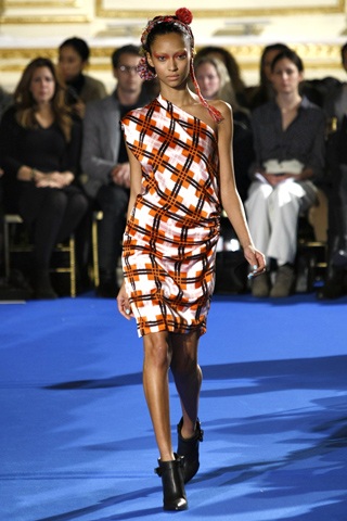 Thakoon - Sắc màu ấm cho ngày đông  - 23