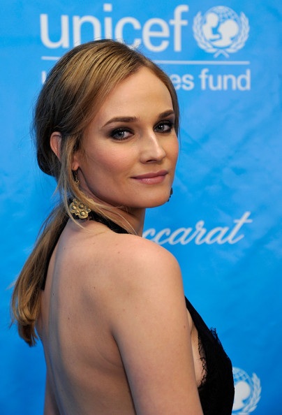 Diane Kruger diện váy sexy dự tiệc của... UNICEF - 6 Diane Kruger diện váy sexy dự tiệc của... UNICEF - 6