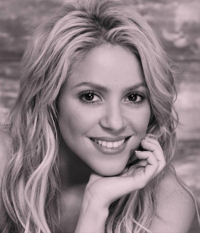 Shakira quyến rũ và bốc lửa trong bộ hình mới - 14 Shakira quyến rũ và bốc lửa trong bộ hình mới - 14