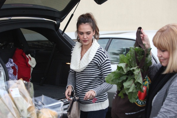 Vòng quanh thế giới giải trí ngày 25/12 - 4