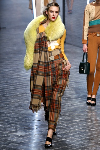 Sonia Rykiel: Trẻ trung, nhí nhảnh - 9 Sonia Rykiel: Trẻ trung, nhí nhảnh - 9