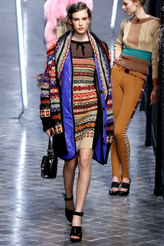 Sonia Rykiel: Trẻ trung, nhí nhảnh - 14 Sonia Rykiel: Trẻ trung, nhí nhảnh - 14