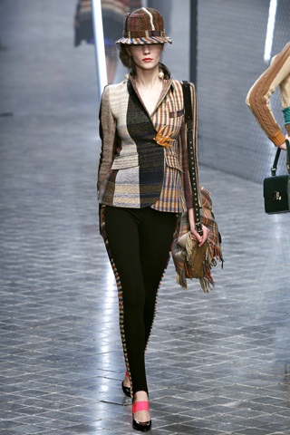 Sonia Rykiel: Trẻ trung, nhí nhảnh - 16 Sonia Rykiel: Trẻ trung, nhí nhảnh - 16