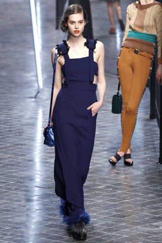 Sonia Rykiel: Trẻ trung, nhí nhảnh - 28 Sonia Rykiel: Trẻ trung, nhí nhảnh - 28