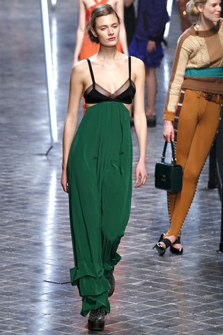 Sonia Rykiel: Trẻ trung, nhí nhảnh - 29 Sonia Rykiel: Trẻ trung, nhí nhảnh - 29