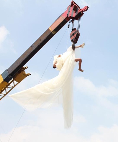 Xuân Lan “đua” bay lên không trung cùng thí sinh  - 7