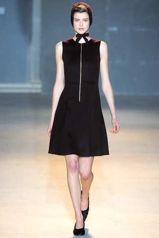 BST thu đông của Rochas - 11