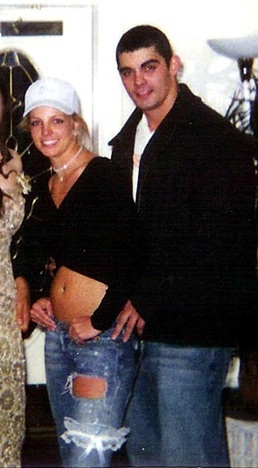 Những cuộc hôn nhân ngắn ngủi nhất Hollywood - 3 Những cuộc hôn nhân ngắn ngủi nhất Hollywood - 3