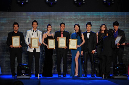 NTK Vũ Phong được vinh danh tại Liên hoan người mẫu Việt Nam - 1