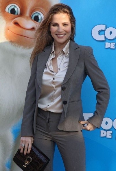 Vòng quanh thế giới giải trí ngày 2/12 - 1