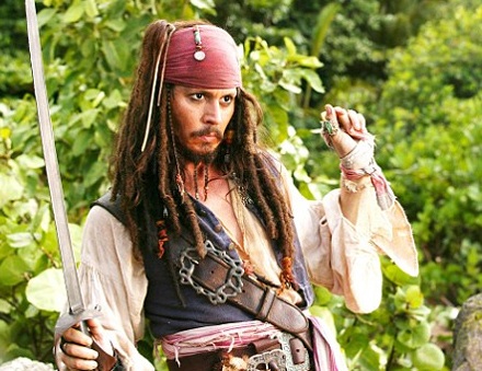 Johnny Depp sẽ tiếp tục làm “Cướp biển” - 1 Johnny Depp sẽ tiếp tục làm “Cướp biển” - 1