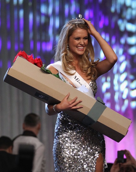 Úc có tân Hoa hậu Hoàn vũ - 4