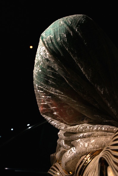 Lady Gaga gây ngạc nhiên với hình ảnh thanh lịch - 15