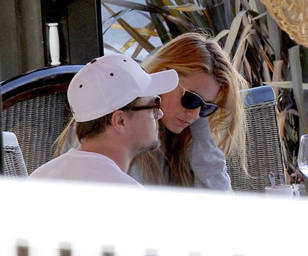 Mẹ Leonardo DiCaprio không ưa kiều nữ Blake Lively - 1 Mẹ Leonardo DiCaprio không ưa kiều nữ Blake Lively - 1