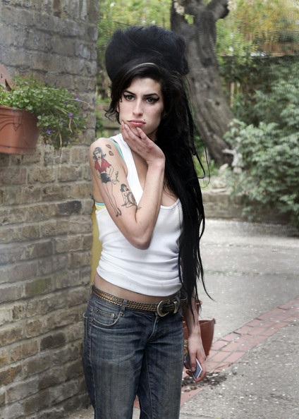 Amy Winehouse chết trên giường - 2 Amy Winehouse chết trên giường - 2
