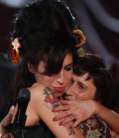 Amy Winehouse chết trên giường - 3 Amy Winehouse chết trên giường - 3