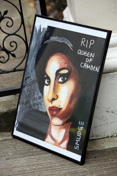 Amy Winehouse đã được hỏa táng - 22 Amy Winehouse đã được hỏa táng - 22