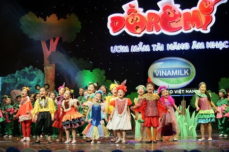 Xem Đồ Rê Mí chuẩn bị cho show diễn tranh tài - 1 Xem Đồ Rê Mí chuẩn bị cho show diễn tranh tài - 1