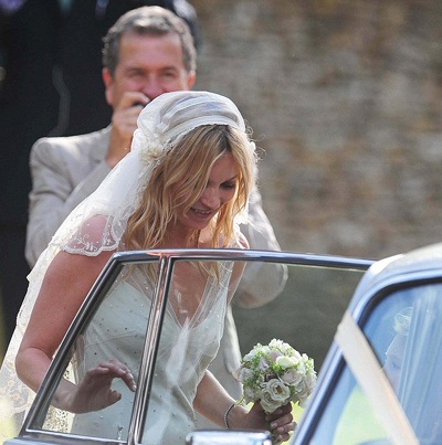 Kate Moss rạng ngời trong ngày cưới - 14
