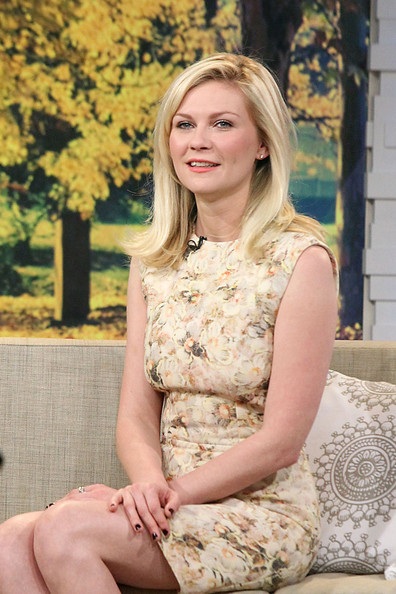 Vòng quanh thế giới giải trí ngày 4/11 - 7