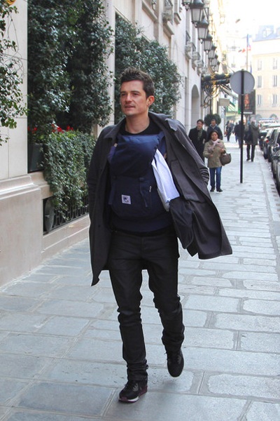 Hình ảnh hoàn hảo về ông bố đảm Orlando Bloom  - 9