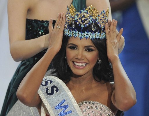 Người đẹp Venezuela đăng quang Hoa hậu thế giới 2011 - 2 Người đẹp Venezuela đăng quang Hoa hậu thế giới 2011 - 2