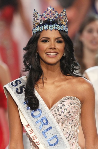 Người đẹp Venezuela đăng quang Hoa hậu thế giới 2011 - 8 Người đẹp Venezuela đăng quang Hoa hậu thế giới 2011 - 8