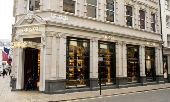 Vòng quanh thế giới giải trí ngày 11/11 - 4