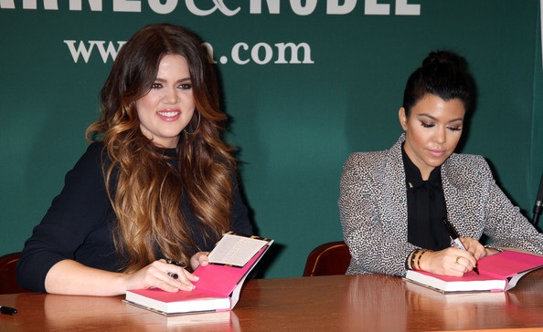 Vòng quanh thế giới giải trí ngày 17/11 - 7 Vòng quanh thế giới giải trí ngày 17/11 - 7