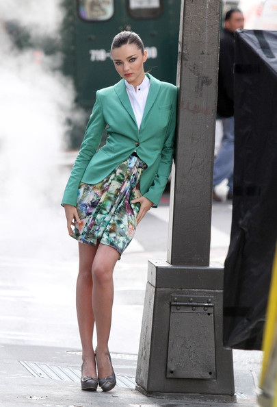 Theo chân Miranda Kerr đi chụp hình quảng cáo - 8