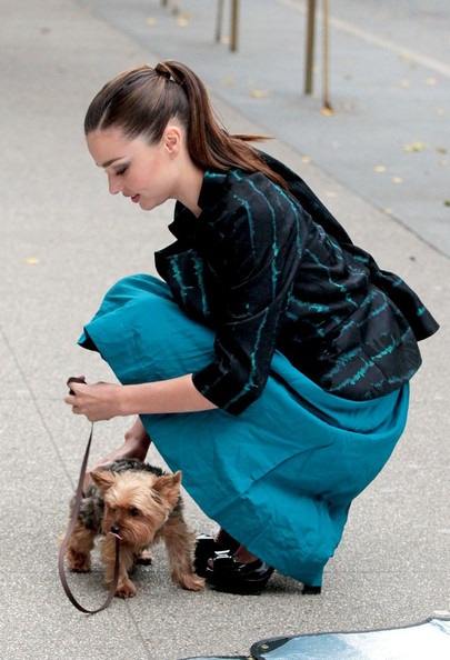 Theo chân Miranda Kerr đi chụp hình quảng cáo - 11