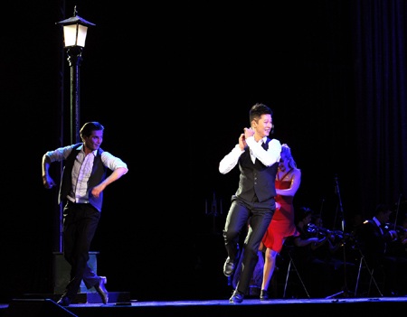 Khánh Thi nhảy rất sung trong liveshow Đức Tuấn - 7 Khánh Thi nhảy rất sung trong liveshow Đức Tuấn - 7