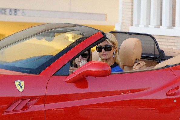 Paris Hilton tậu siêu xe 300.000 đô la - 3 Paris Hilton tậu siêu xe 300.000 đô la - 3