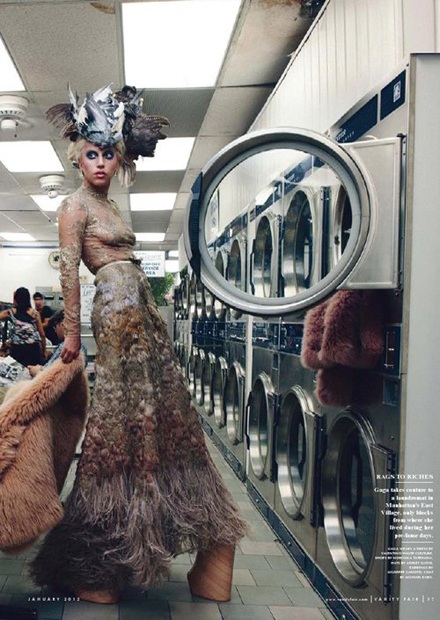 Lady Gaga khoe thân trọn vẹn trên Vanity Fair - 2 Lady Gaga khoe thân trọn vẹn trên Vanity Fair - 2