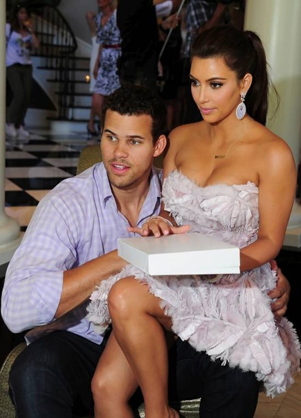Kim Kardashian: “Tôi kết hôn vì tình” - 1 Kim Kardashian: “Tôi kết hôn vì tình” - 1