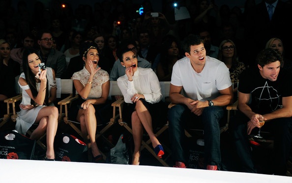 Nhìn lại cuộc hôn nhân ngắn ngủi của người đẹp siêu vòng ba - 14 Nhìn lại cuộc hôn nhân ngắn ngủi của người đẹp siêu vòng ba - 14