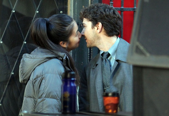 Vòng quanh thế giới giải trí ngày 1/11 - 5