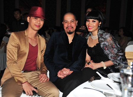 “Sao” Việt tưng bừng dự tiệc - 3